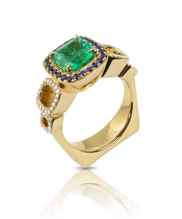 18K Yellow Gold Ring with 244ct Emerald 32ct Sapphires and 18ct Diamonds WBG