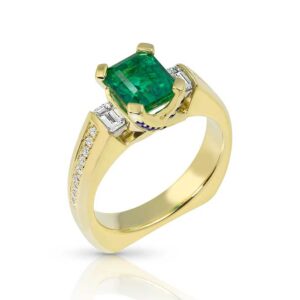 Emerald 182ct with Sapphires and Diamonds in 18K Gold