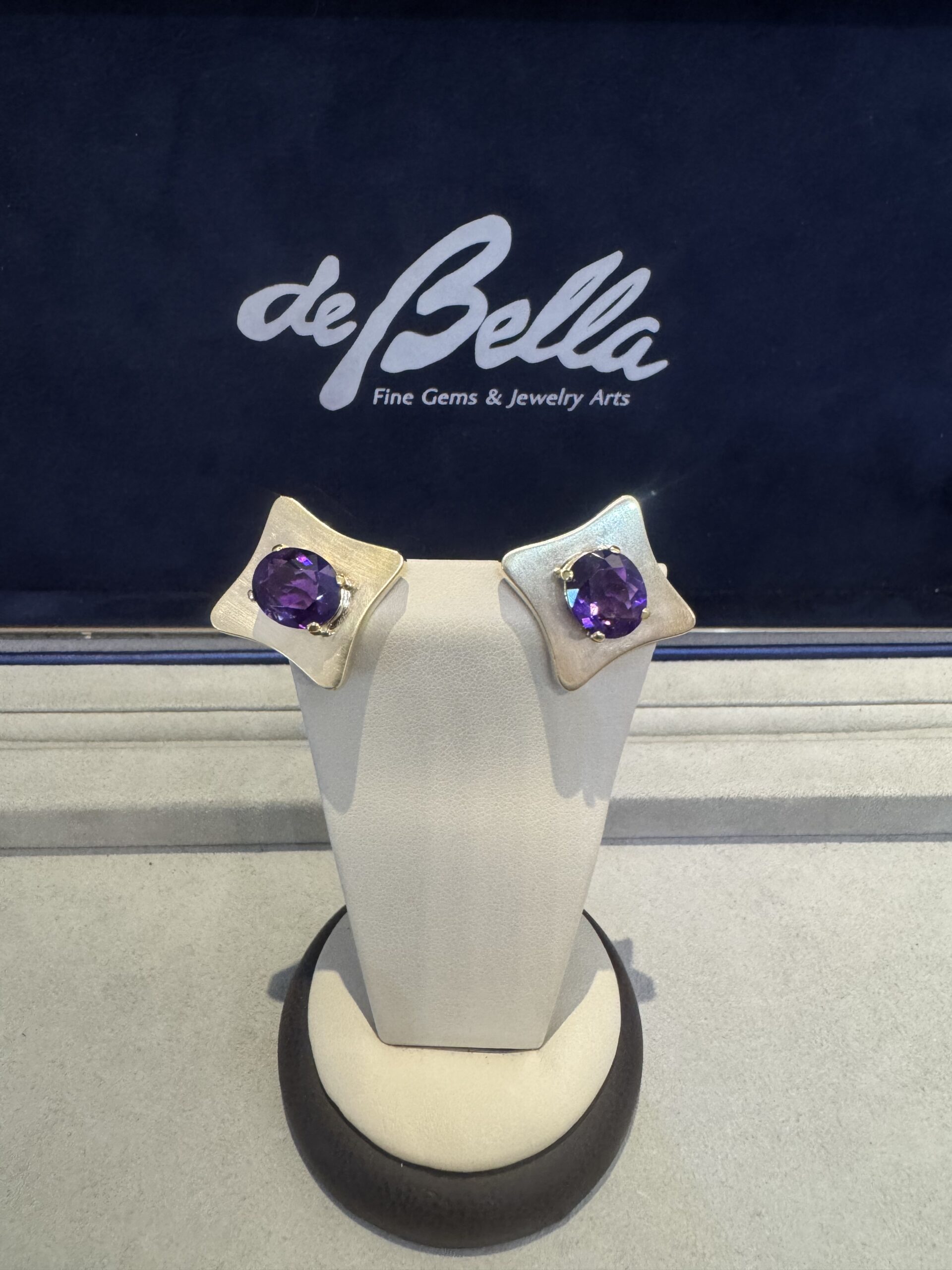 18k Gold Amethyst Earrings