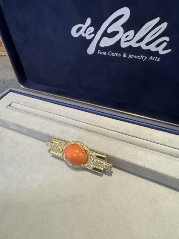 18k Gold Coral & Diamond Zia symbol brooch
